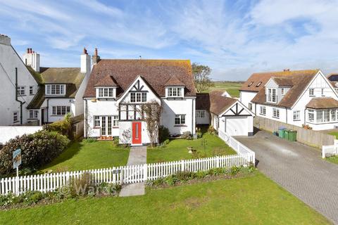 4 bedroom detached house for sale, Madeira Road, Littlestone TN28