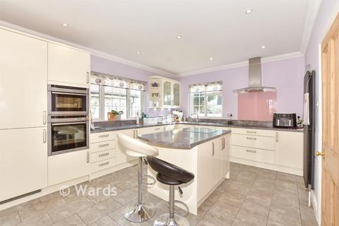 4 bedroom detached house for sale, Madeira Road, Littlestone TN28