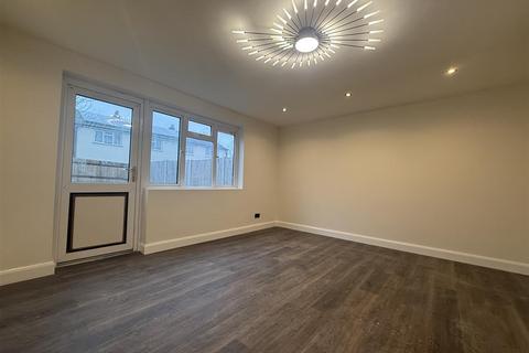 4 bedroom house to rent, Ridley Road, Welling