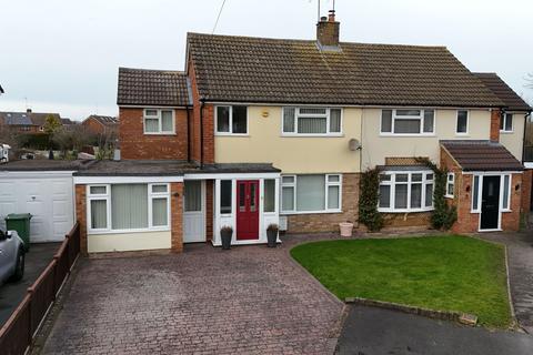 11 Hulbert End, Aylesbury, HP21 9DF
