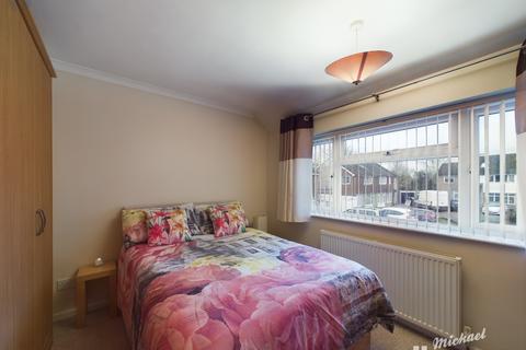 11 Hulbert End, Aylesbury, HP21 9DF