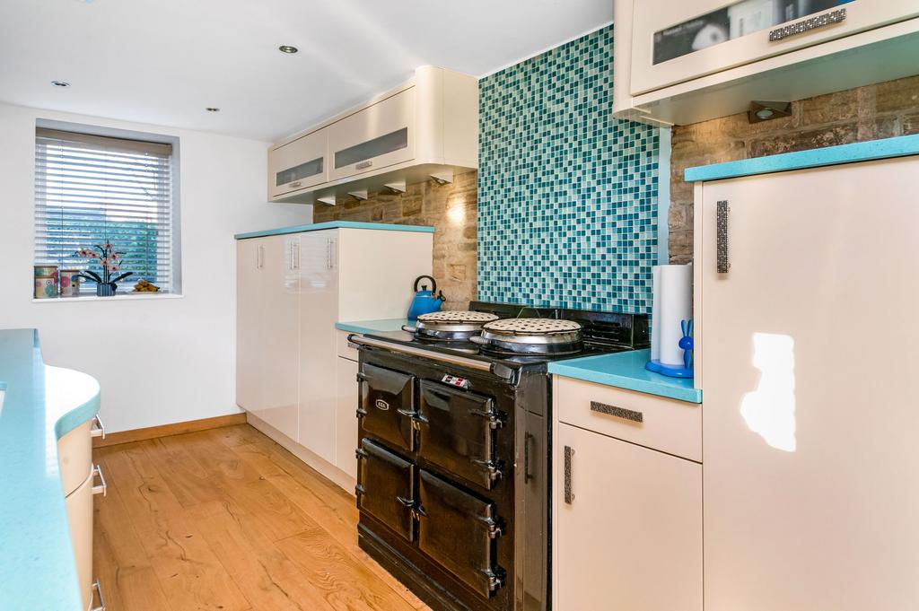 Dining kitchen