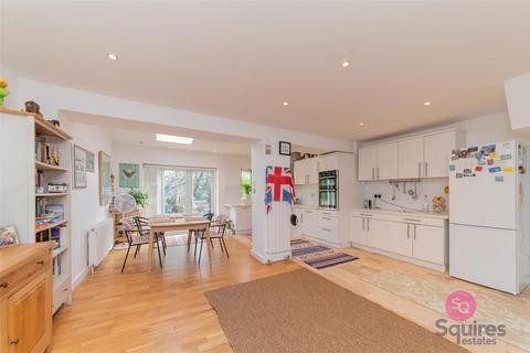 3 bedroom terraced house for sale, Kings Close, Hendon, London