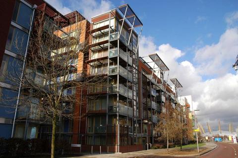2 bedroom flat for sale, Becquerel Court, London SE10