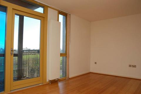 2 bedroom flat for sale, Becquerel Court, London SE10