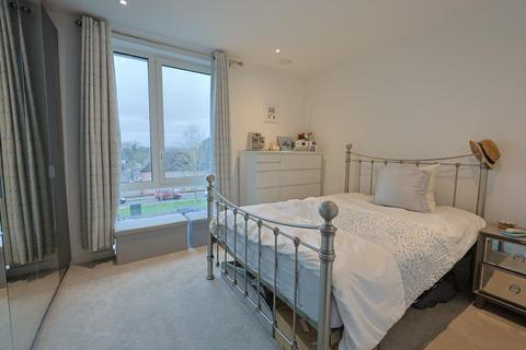 1 bedroom apartment for sale, Colliford Court, 26 Farnsworth Drive, Edgware, Greater London, HA8