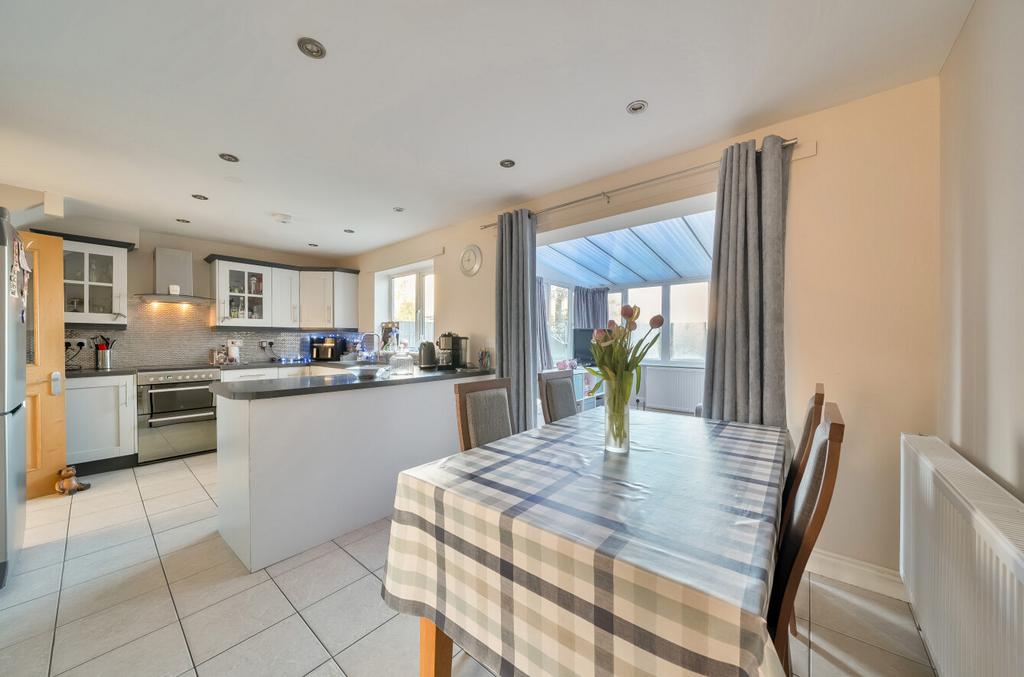 Kitchen / Diner