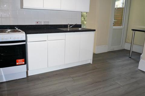 1 bedroom flat to rent, West End, Redruth TR15