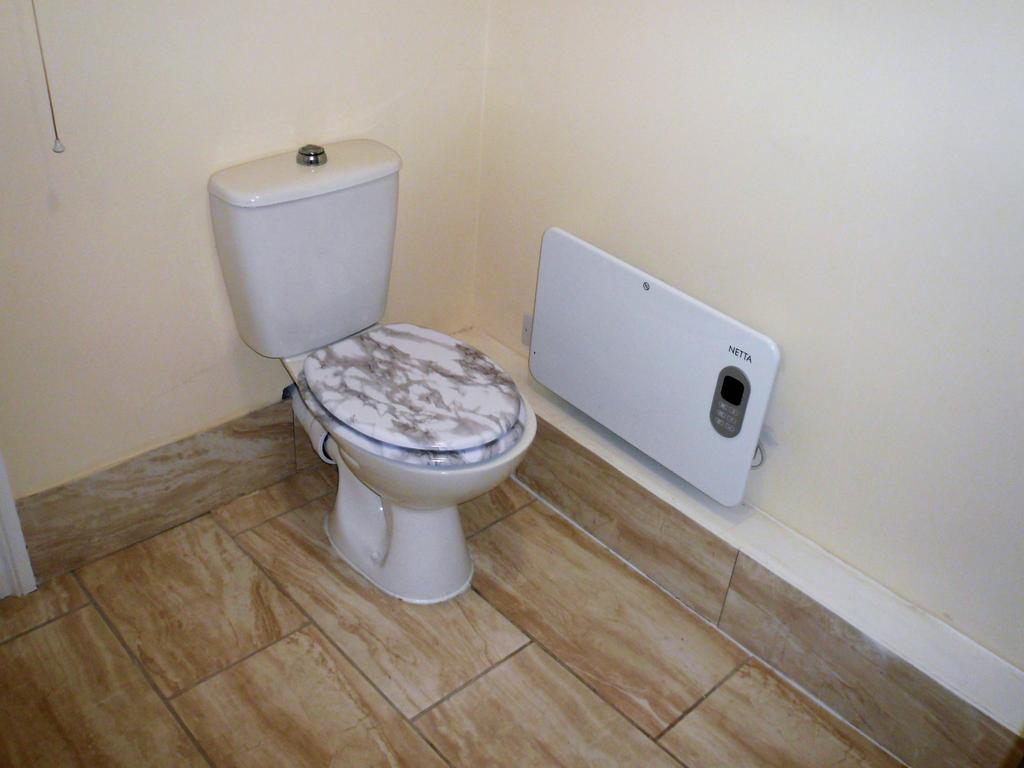 Shower Room/WC