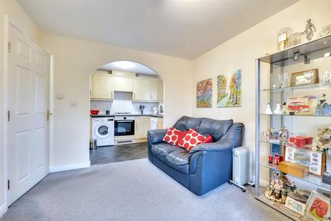 2 bedroom apartment for sale, Clarkson Close, Nuneaton CV11