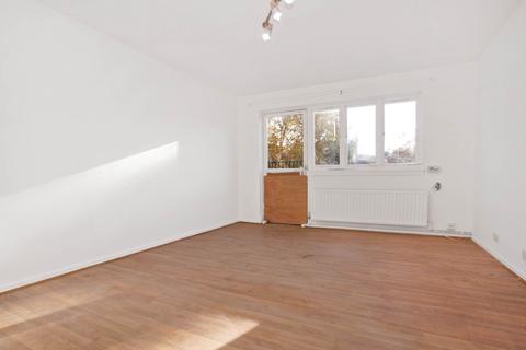2 bedroom apartment to rent, Hackney Downs Park, London