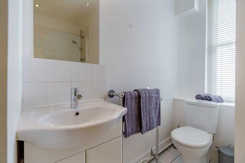 1 bedroom flat to rent, Hill Street, London W1J