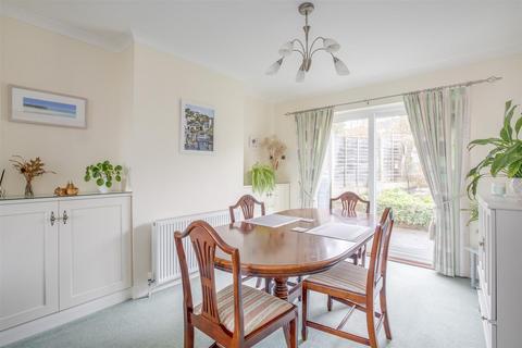 3 bedroom semi-detached house for sale, Robinson Road, High Wycombe HP13