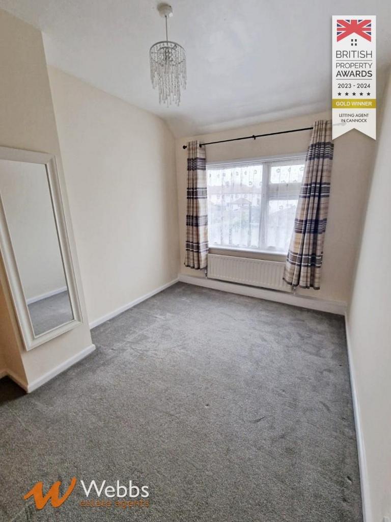 Bedroom 1.jpg