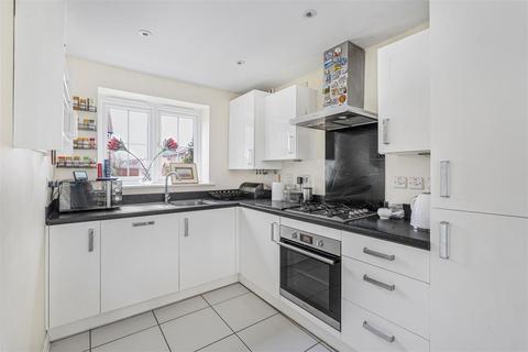 3 bedroom end of terrace house for sale, Harvey Way, Cambridge CB25