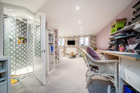 32 Hibbs Close, Swanley, BR8 7FA