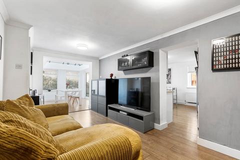 73 Norton Leys, Rugby, CV22 5RT