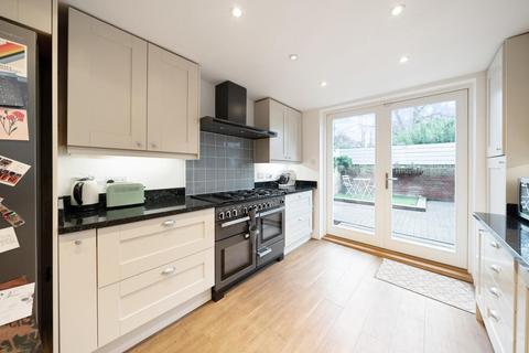 4 bedroom semi-detached house for sale, Welby Street, Camberwell SE5