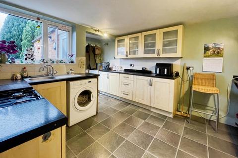 2 bedroom flat for sale, Windsor Place, Telford TF4