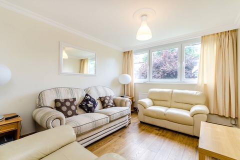 5 bedroom flat to rent, The Platt, West Putney, London, SW15