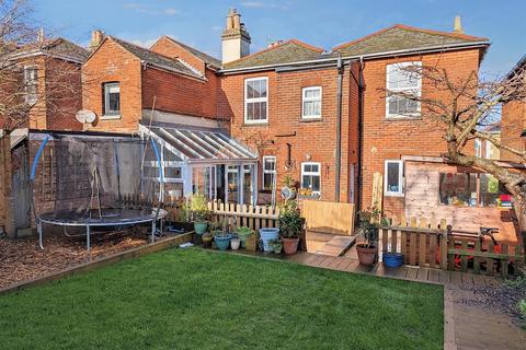 4 bedroom semi-detached house for sale, Park Road, Ryde, PO33 2BQ