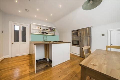 2e Glamorgan Road, Kingston Upon Thames, KT1 4HP