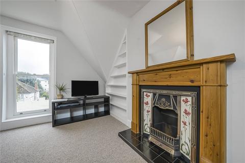 2e Glamorgan Road, Kingston Upon Thames, KT1 4HP