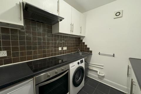 2 bedroom flat to rent, Copland Road, Ibrox, Glasgow, G51