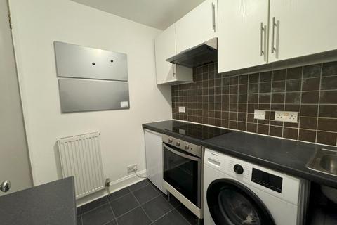 2 bedroom flat to rent, Copland Road, Ibrox, Glasgow, G51