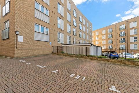 2 bedroom flat for sale, Temple Hill, Dartford, Kent