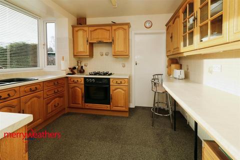 3 bedroom semi-detached house for sale, Melrose Grove, Spinneyfield, Rotherham