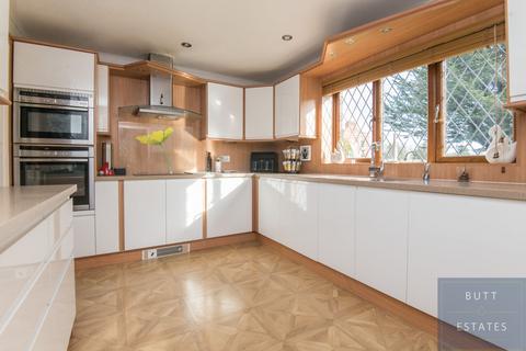 undefined, Ebford, Exeter EX3