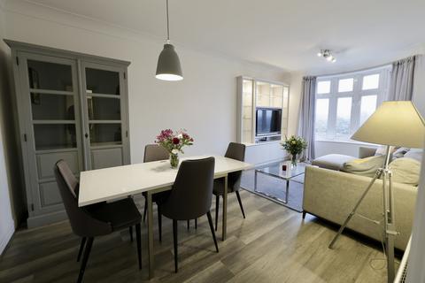 2 bedroom apartment for sale, Parkview Court, London