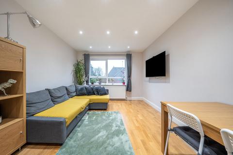 28 The Avenue, Northwood, HA6 2NL
