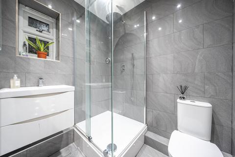 28 The Avenue, Northwood, HA6 2NL