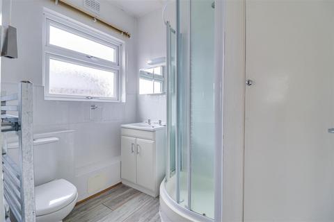 9 Dulverton Close, Westcliff-on-sea, SS0 0HS