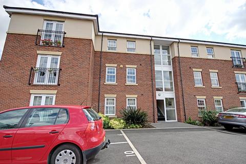 2 bedroom flat to rent, Acklam Court, Beverley, East Riding of Yorkshire, UK, HU17