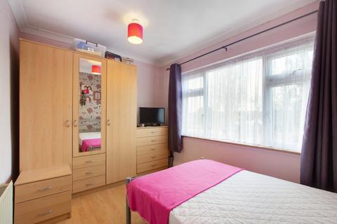 61 Wyncham Avenue, Sidcup, DA15 8EU