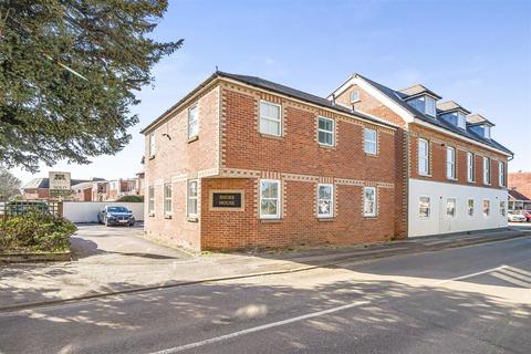 2 bedroom apartment for sale, Newtown Road, Warsash SO31