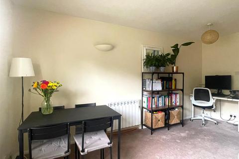 1 bedroom flat to rent, 41 Brocklesby Road, London