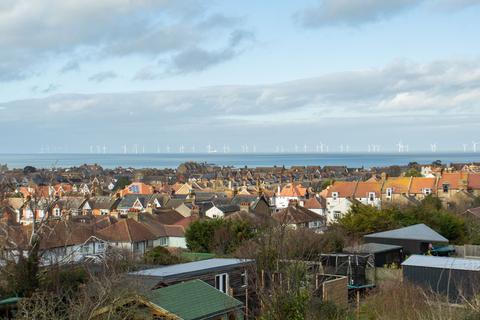 5 bedroom chalet for sale, Mickleburgh Avenue, Herne Bay, CT6