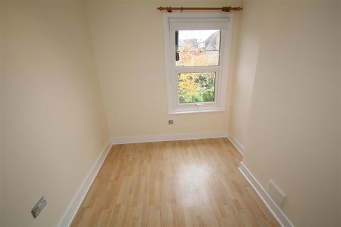 1 bedroom maisonette to rent, Angel Road, Harrow HA1 1JZ