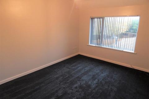 2 bedroom flat to rent, Sladepool Farm Road, Birmingham