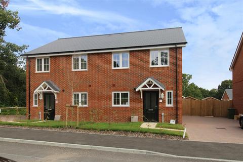 3 bedroom semi-detached house for sale, Berry Way, Park Gate SO31