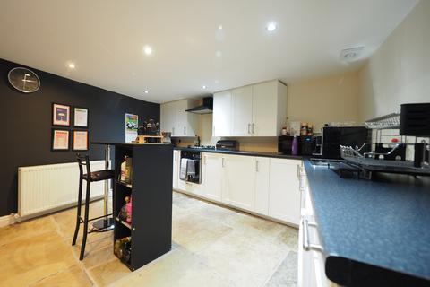 20 Dubb Lane, Bingley, BD16 2NW