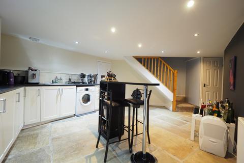 20 Dubb Lane, Bingley, BD16 2NW