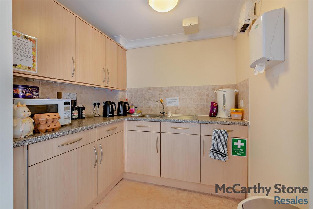 8635070-interior07-800.jpg