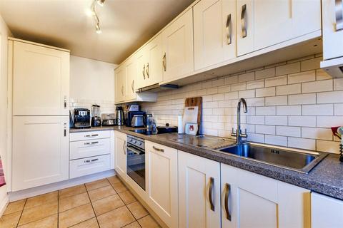 4 bedroom townhouse for sale, Wordsworth Avenue, Stratford-Upon-Avon CV37