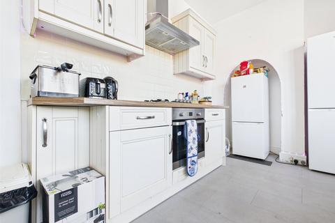 4 bedroom terraced house to rent, Riley Road, Brighton, East Sussex, BN2