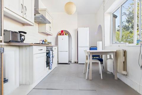 4 bedroom terraced house to rent, Riley Road, Brighton, East Sussex, BN2